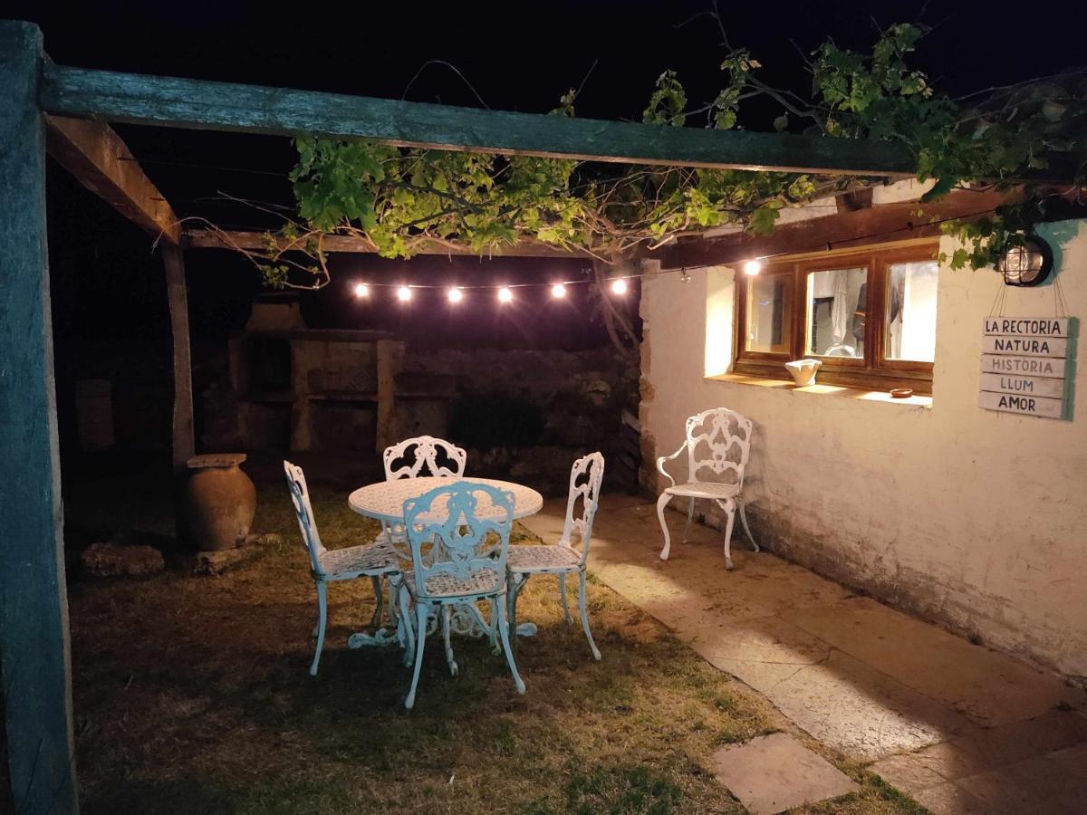 Casita Con Jacuzzi Rectoria De Dosquers Villa Maia de Montcal Exterior photo
