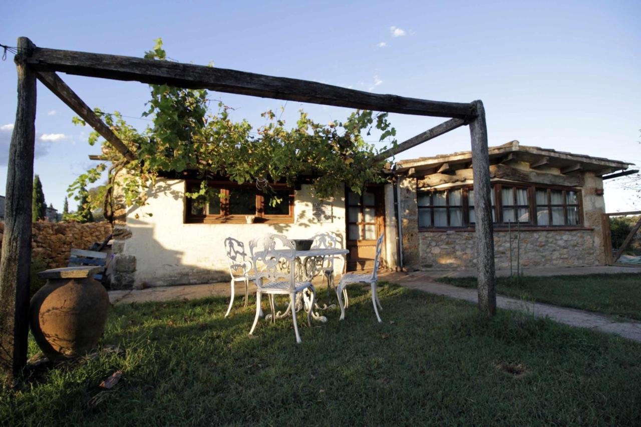 Casita Con Jacuzzi Rectoria De Dosquers Villa Maia de Montcal Exterior photo