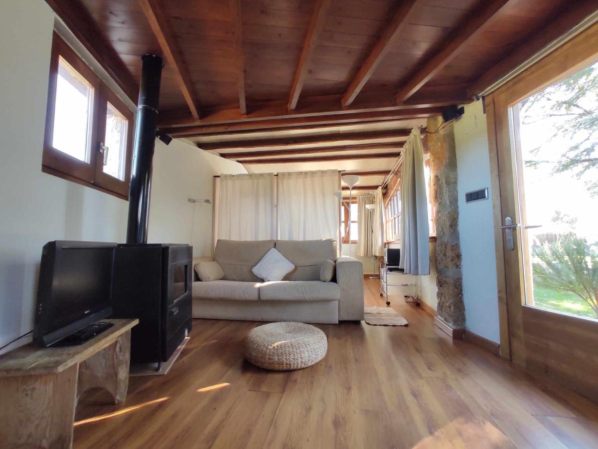 Casita Con Jacuzzi Rectoria De Dosquers Villa Maia de Montcal Exterior photo