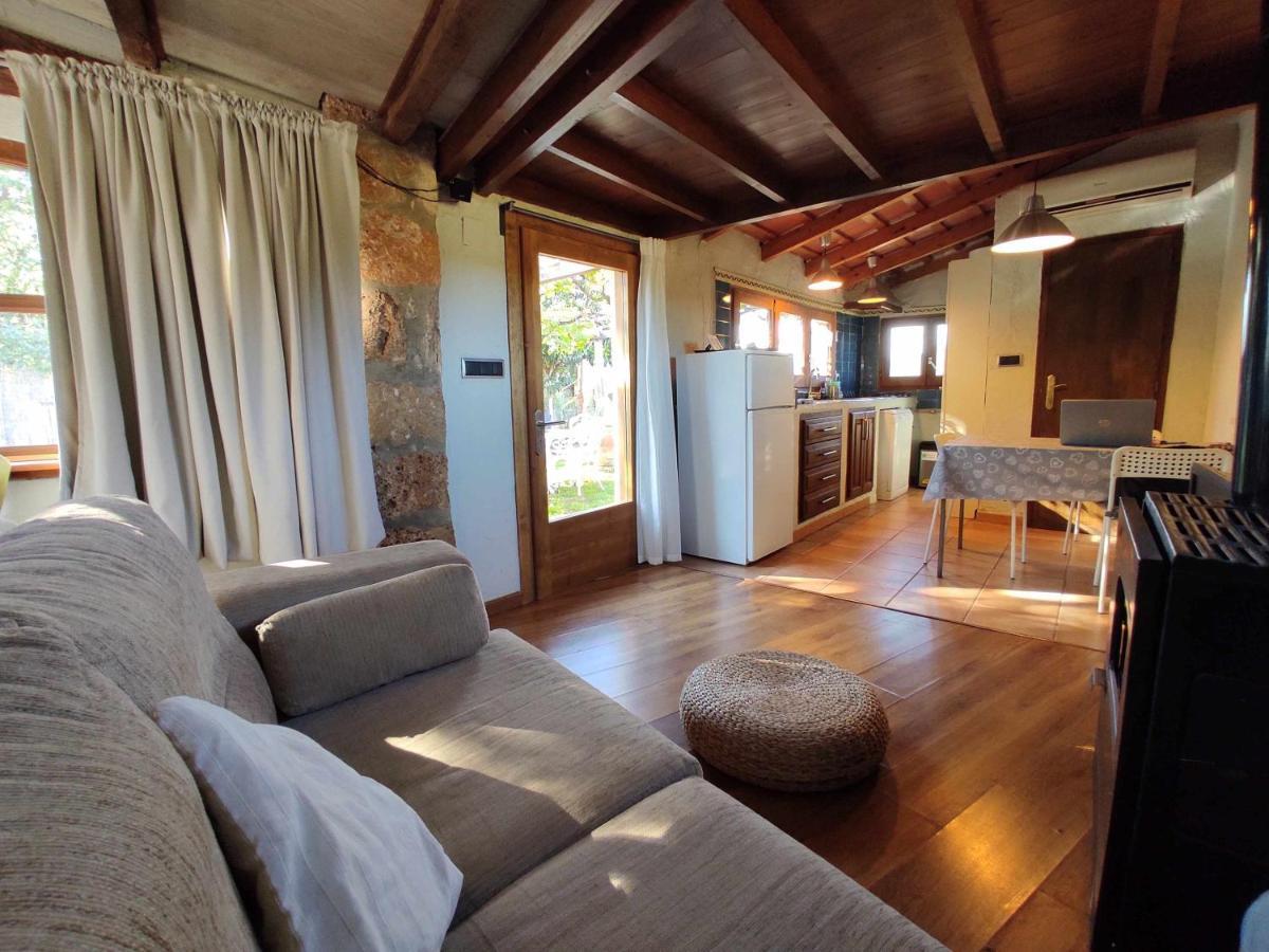 Casita Con Jacuzzi Rectoria De Dosquers Villa Maia de Montcal Exterior photo