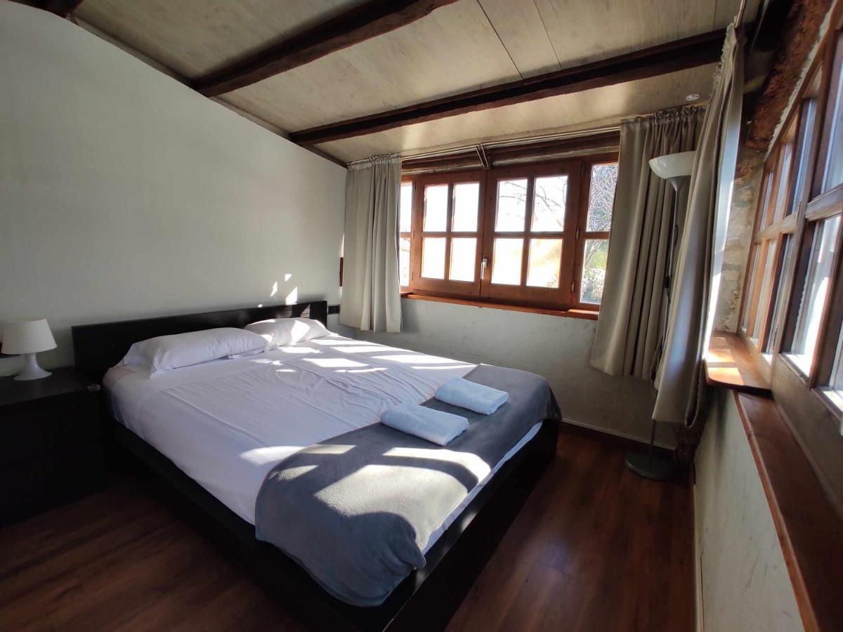 Casita Con Jacuzzi Rectoria De Dosquers Villa Maia de Montcal Exterior photo